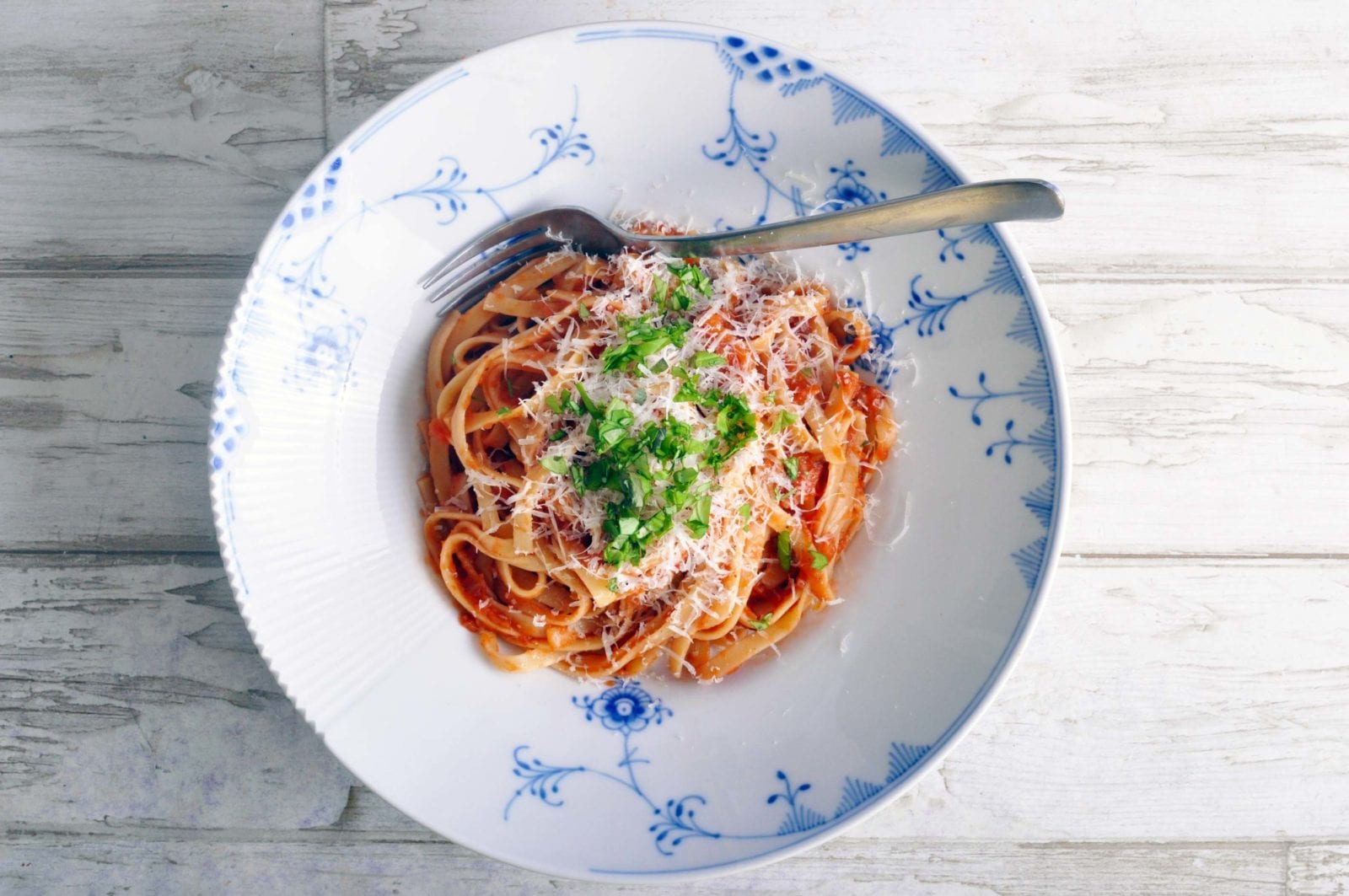 Pasta med tomat- auberginesauce